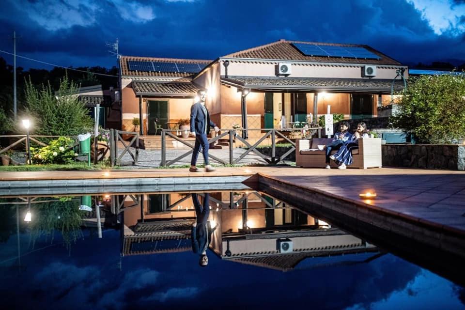 Le Case Del Merlo Turismo Rurale ミーロ エクステリア 写真