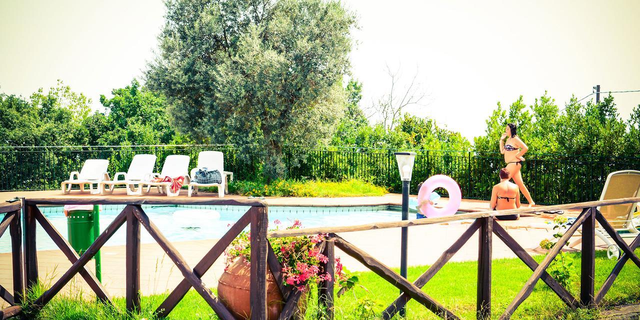 Le Case Del Merlo Turismo Rurale ミーロ エクステリア 写真